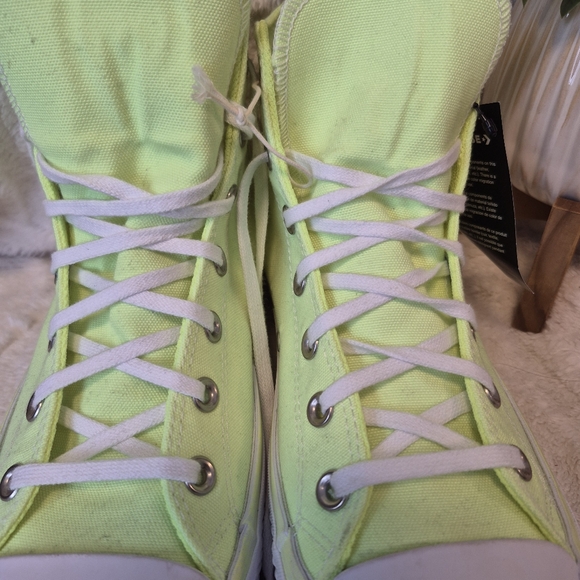 Converse Chuck Taylor Lift Platform Sneakers Volt Glow Yellow Women's Sz 9.5 NEW - Picture 6 of 14